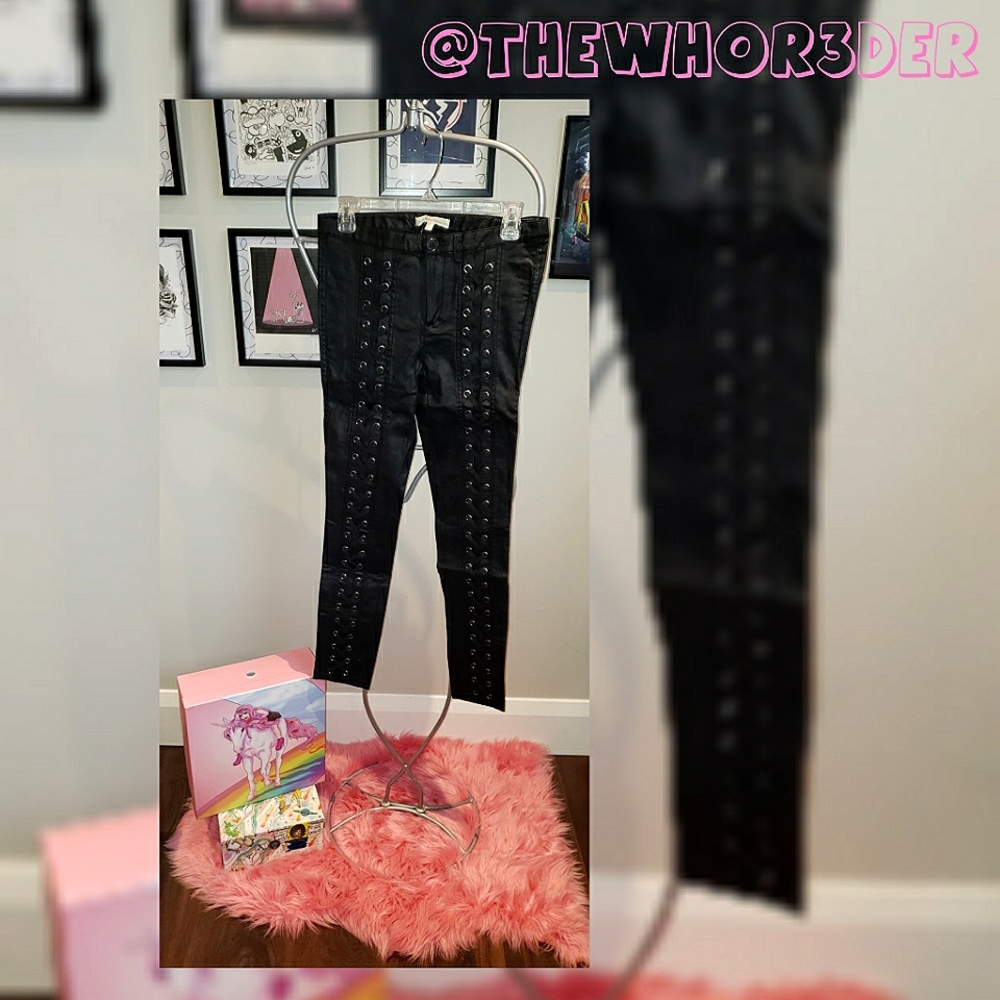 *NEW* Mendocino Hot & Delicious Black Lace-up Pants🖤